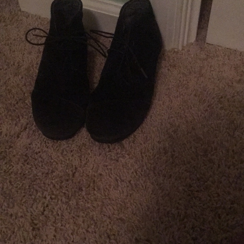 Toms black boots wedges